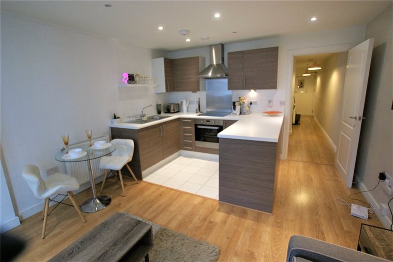 Merlin Heights, London, N17