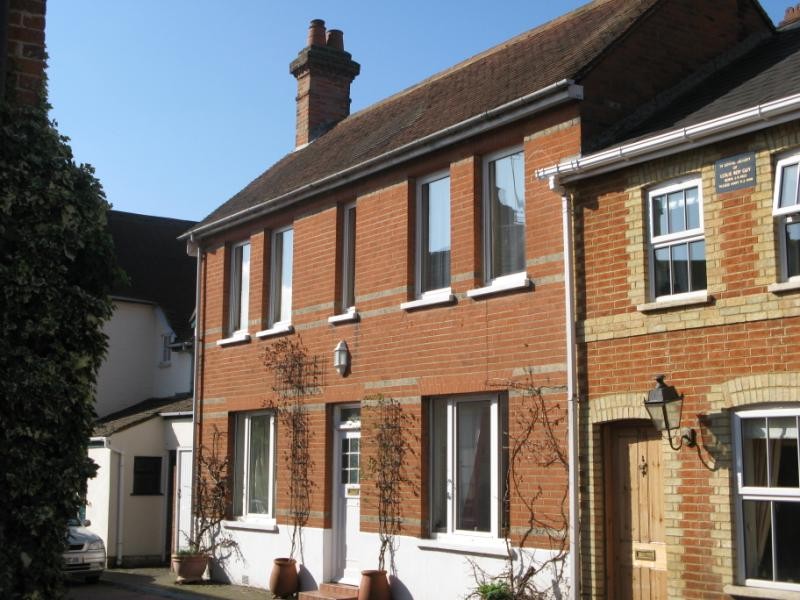 Long Garden Walk East, Farnham, Surrey, GU9