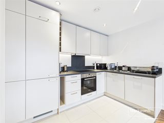 Drake Way, Reading, Berkshire, RG2