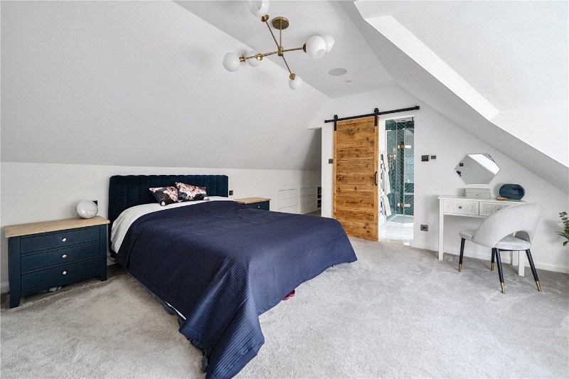 Crooksbury Road, Farnham, Surrey, GU10