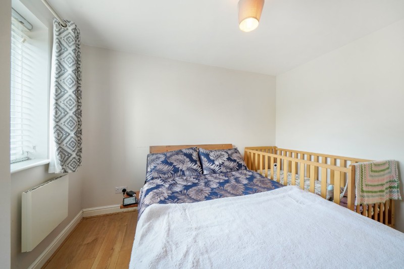 Windmill Drive, London, NW2