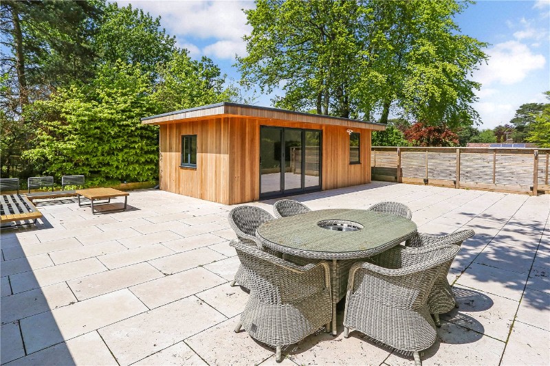 Seale Lane, Seale, Farnham, Surrey, GU10