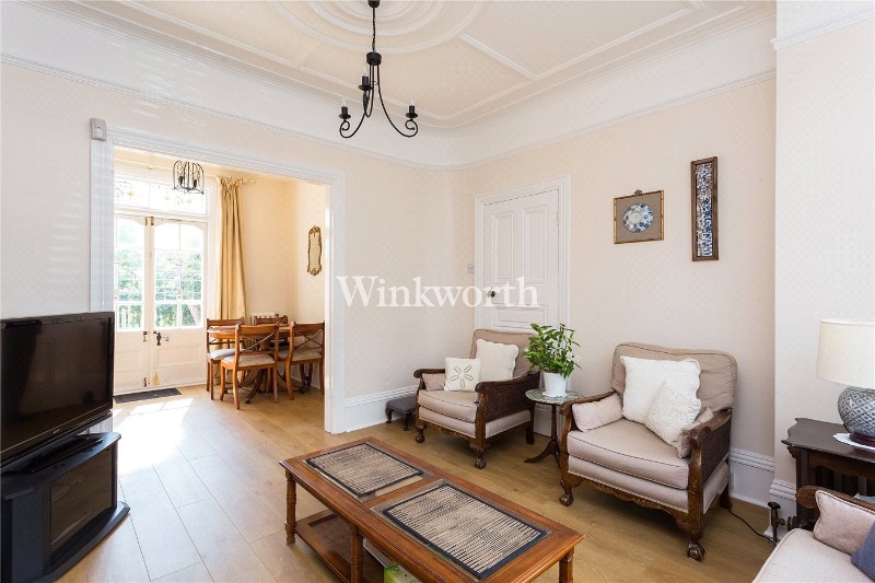 Riverway, London, N13