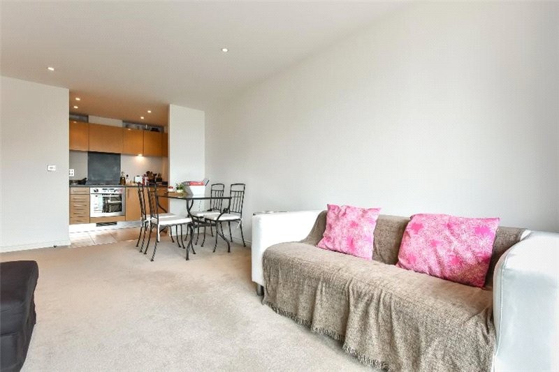 Battersea Park Road, London, SW8