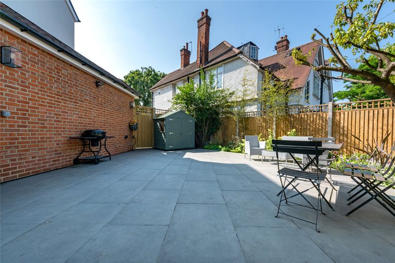 Chatsworth Road, London, NW2