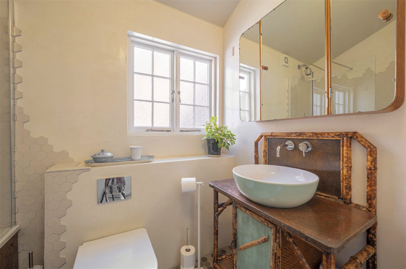 Bathroom 1 Rear