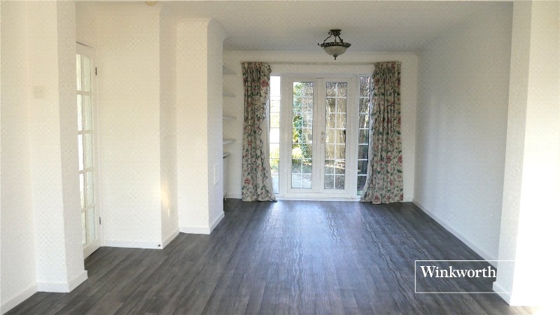 Elmbank Avenue, Barnet, EN5
