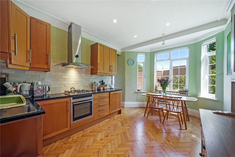 Muswell Hill Road, London, N6