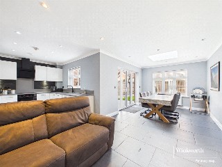 Faringdon Road, Earley, Reading, Berkshire, RG6