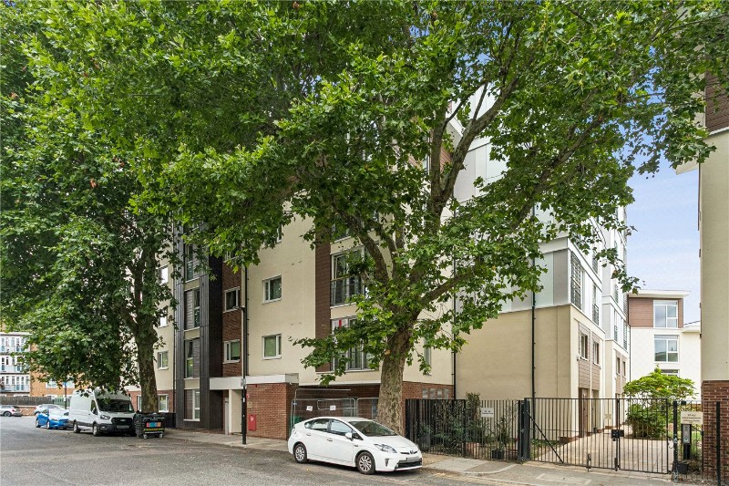 Coleman Fields, London, N1
