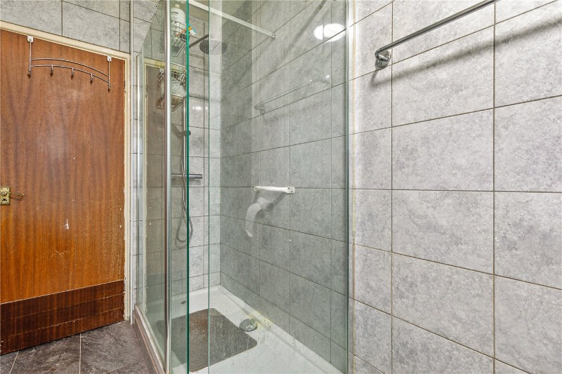 Himley Road, London, SW17