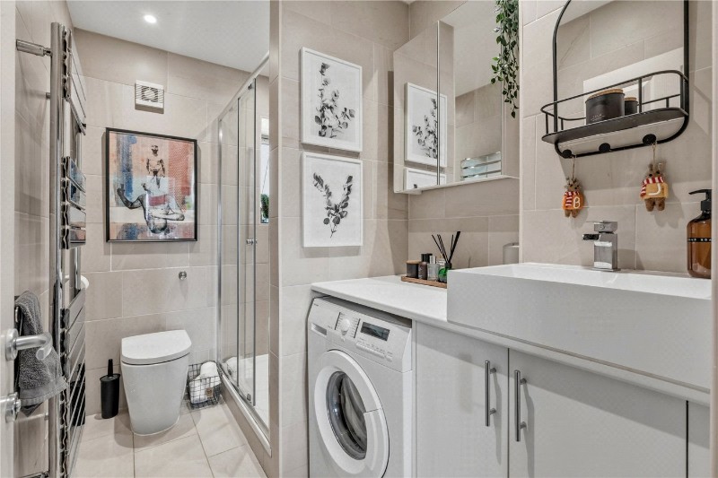 Langdale Close, London, SE17