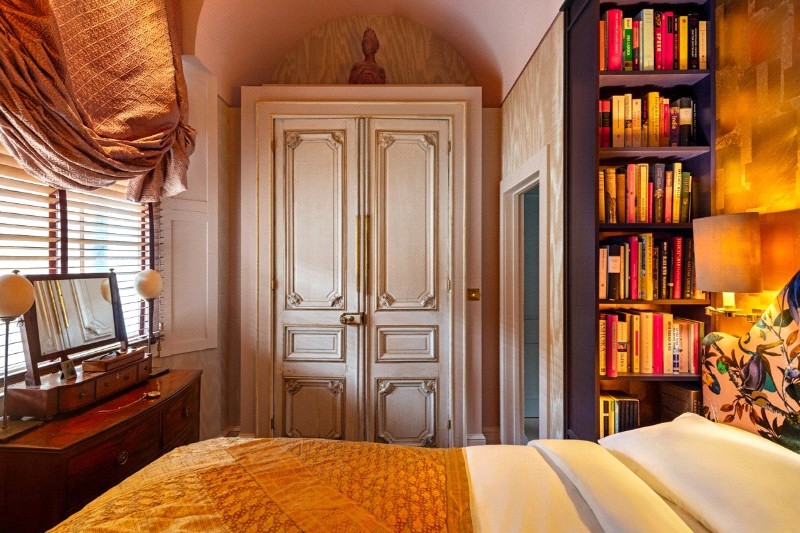 Gloucester Gardens, London, W2