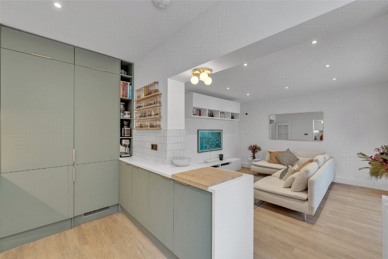 Cleve Road, London, NW6