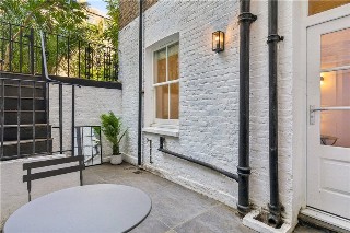 Nevern Square, London, SW5