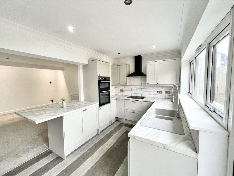 Bellhouse Road, Leigh-on-Sea, Essex, SS9