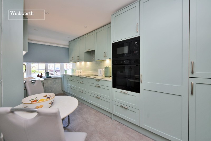 Roberts Close, Cheam, Sutton, SM3