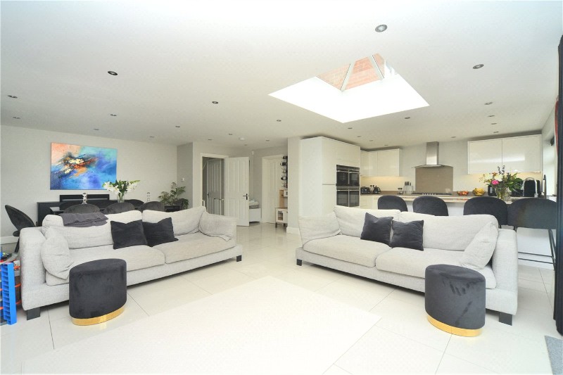 Wilhelmina Avenue, Coulsdon, CR5