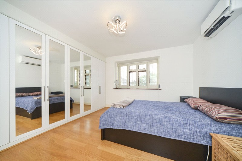 Cedarhurst Drive, London, SE9