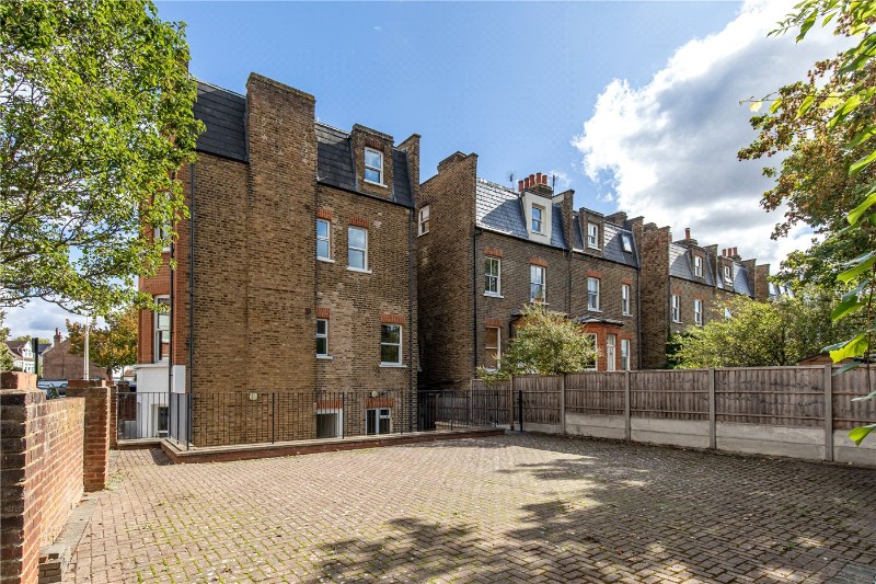Lammas Park Road, Ealing, W5