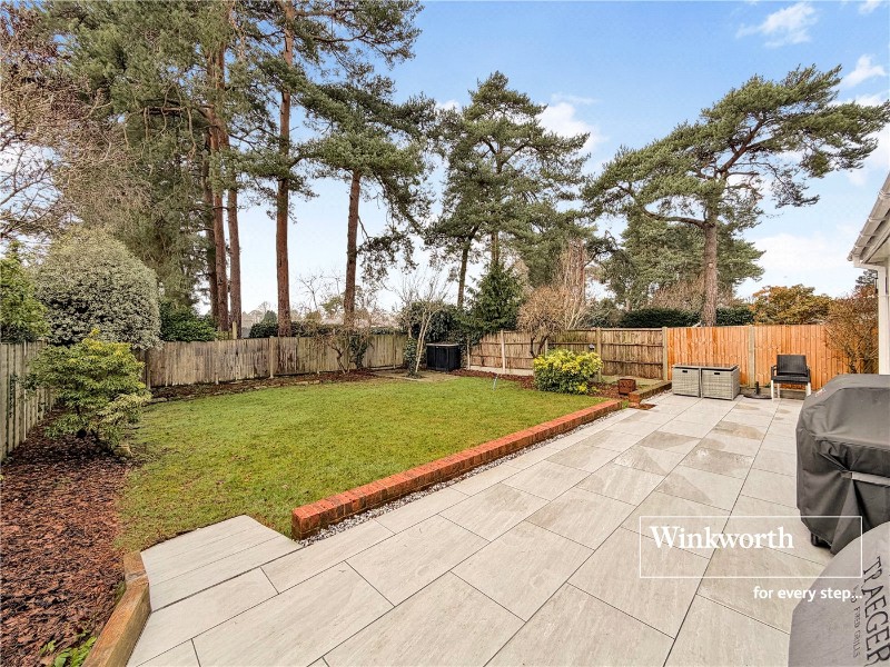 Braeside Road, West Moors, Ferndown, Dorset, BH22