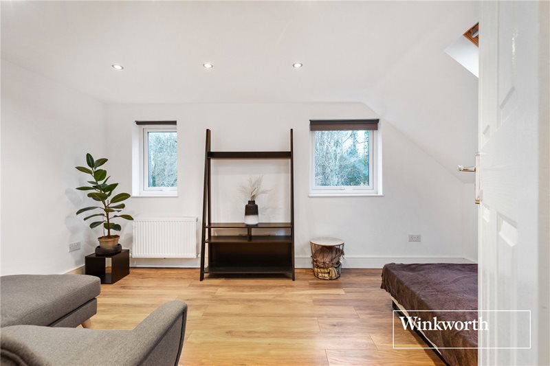 Abercorn Road, Mill Hill East, NW7