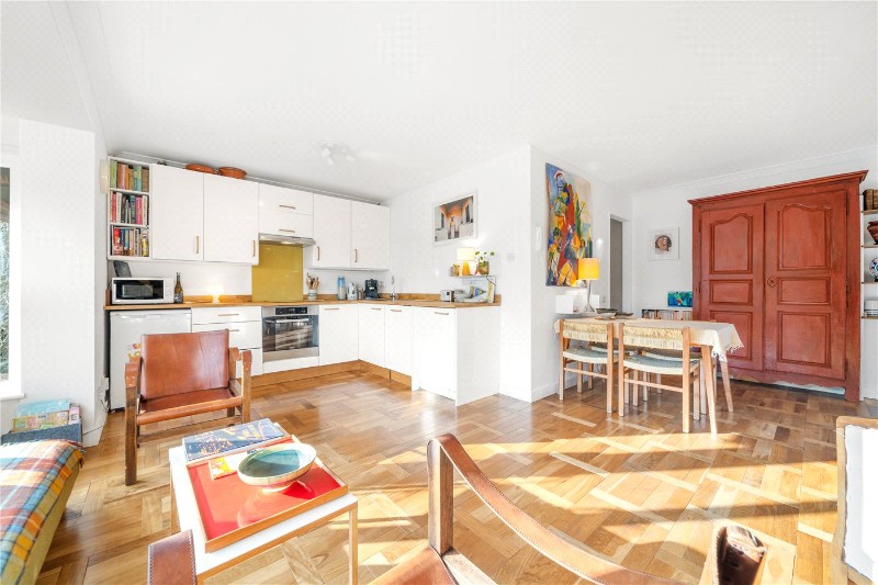 Linwood Close, London, SE5