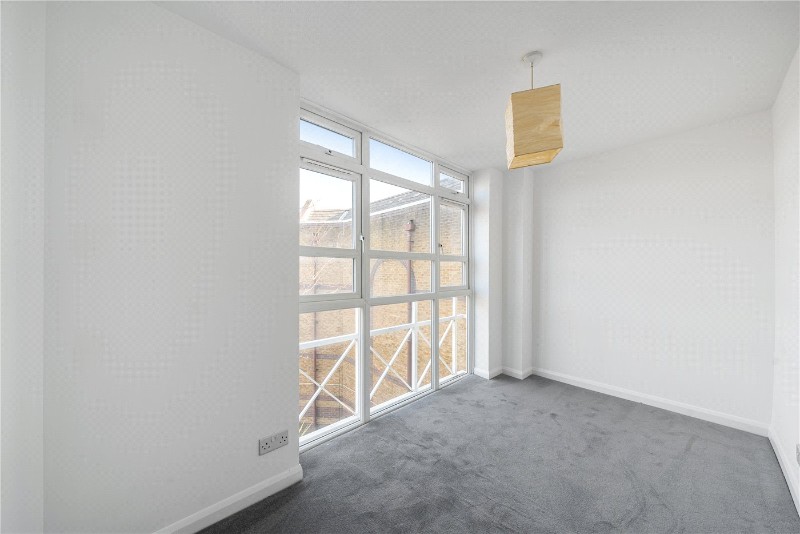 Eleanor Close, London, SE16