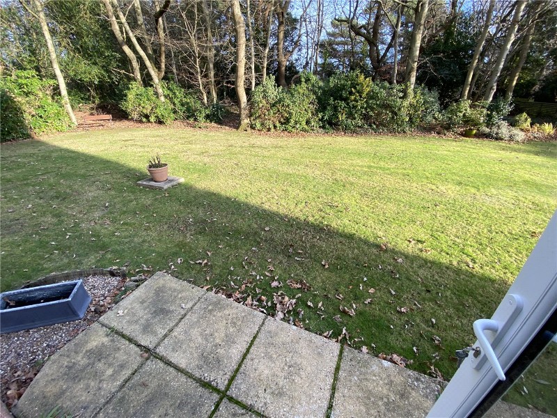 Haslemere Avenue, Highcliffe, Christchurch, BH23