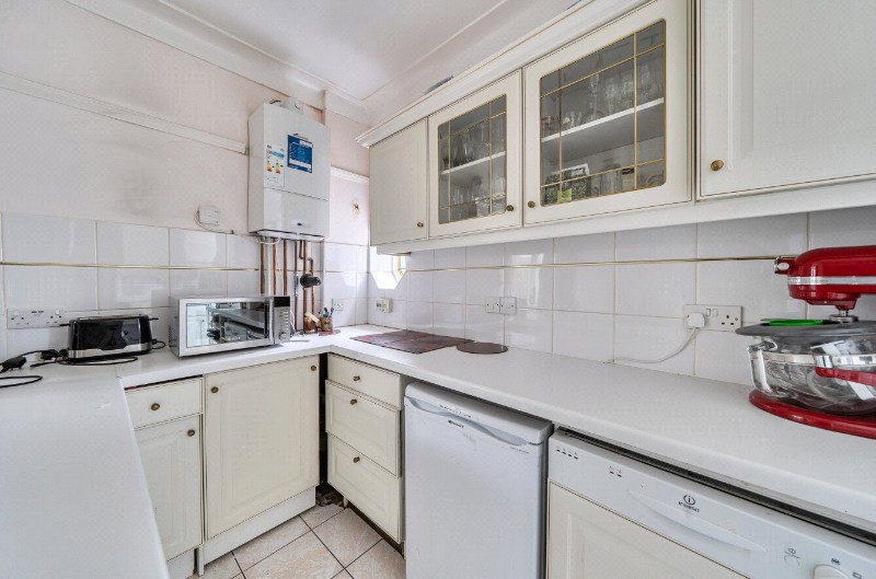 Waddington Way, London, SE19