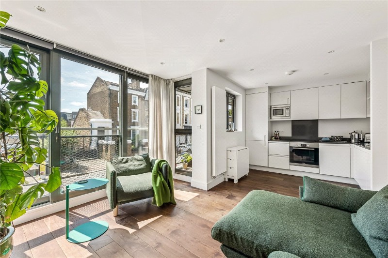 Flat 4, Newington Apartments, Aden Grove, London, N16