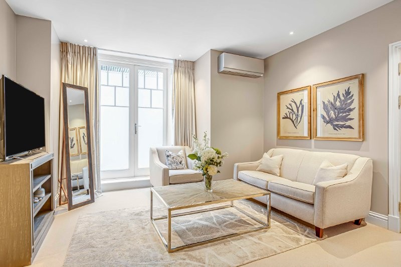 Castelnau, Barnes, London, SW13