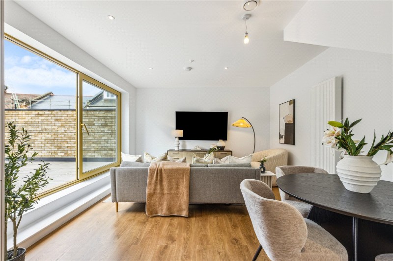 1023-1025 Garratt Lane, Tooting, London, SW17