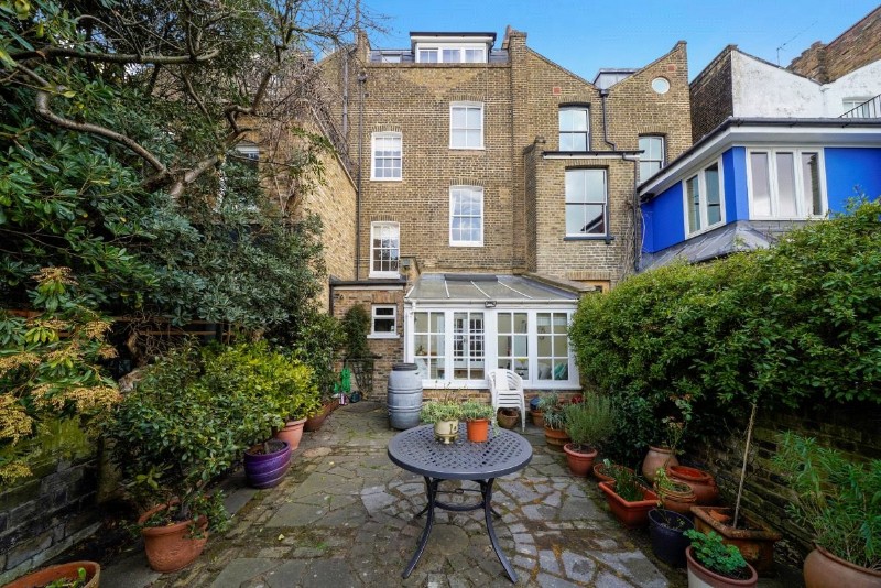 Falkland Road, London, NW5