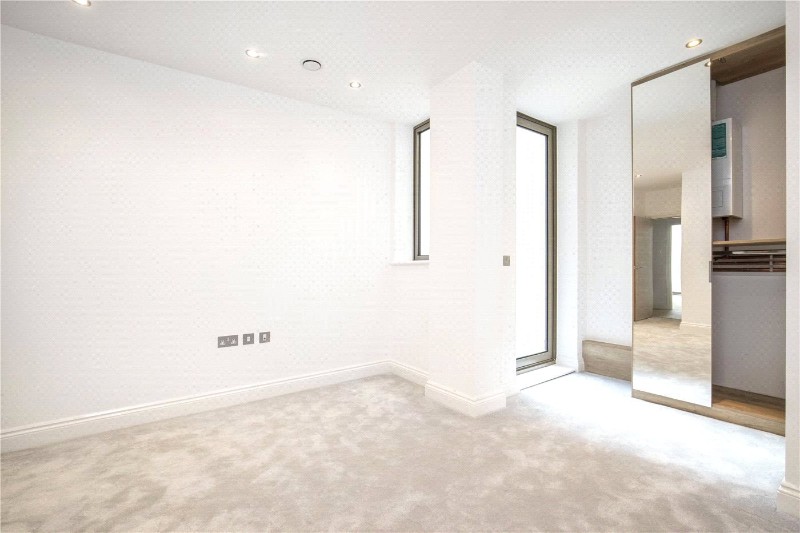 Keswick Road, London, SW15