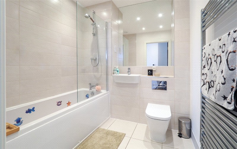 Leighfield Court, Colonnade Gardens, London, W3
