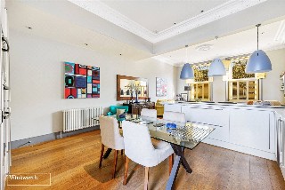 Chiswick High Road, London, W4