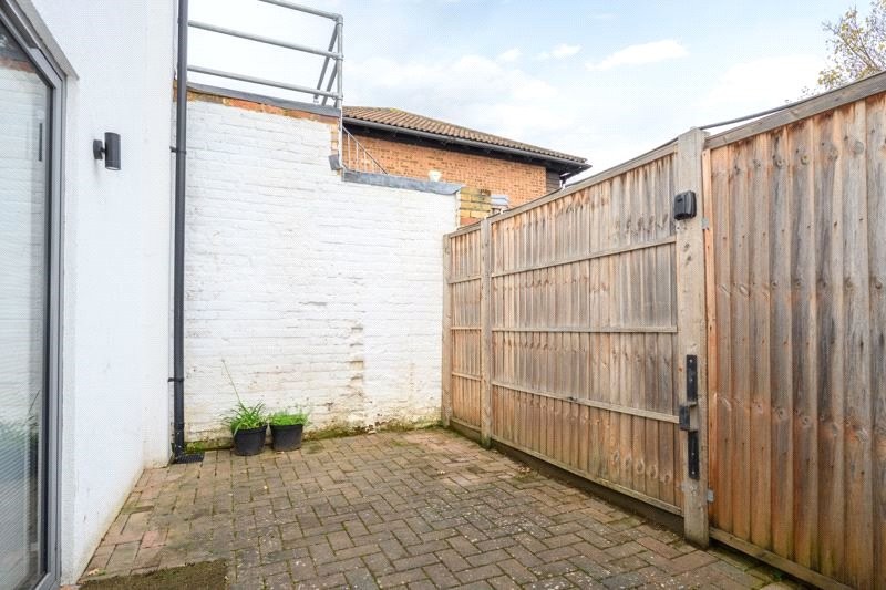 Queens Road, Weybridge, Surrey, KT13