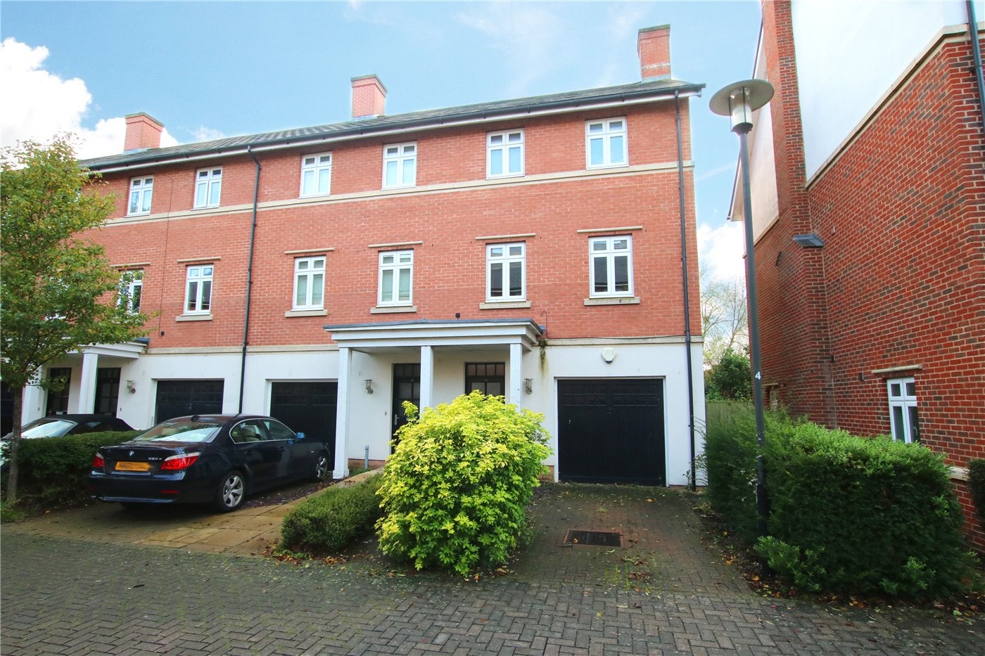 4 bedroom property for sale in Broad Mead, Lower Earley, Reading, RG6