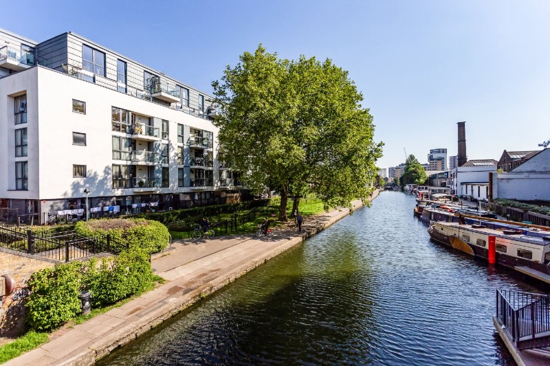 Canalside Square, London, N1