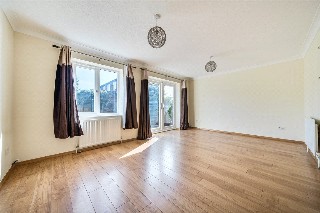 The Mulberries, Farnham, Surrey, GU9
