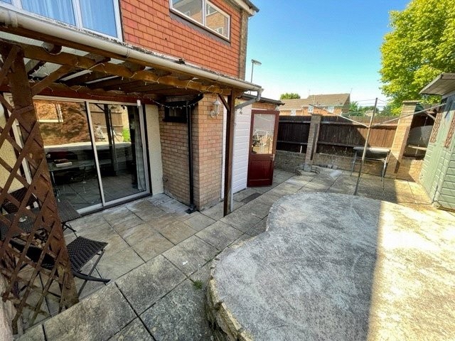 The Chantrys, Farnham, Surrey, GU9