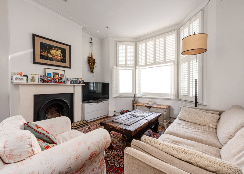 Leighton Gardens, London, NW10