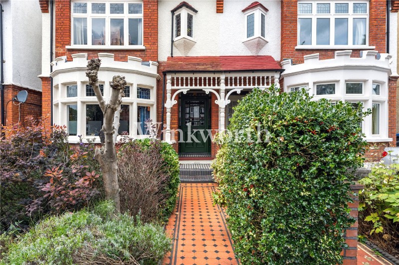 Derwent Road, London, N13