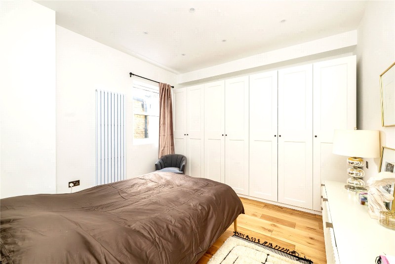 Eynham Road, London, W12