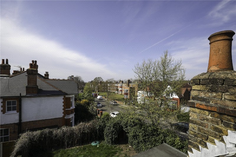 Twyford Avenue, London, W3