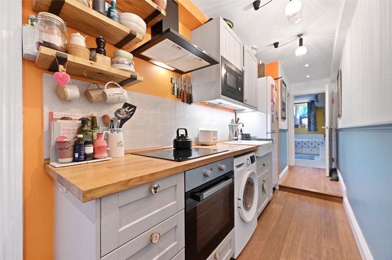 Ellerslie Road, London, W12