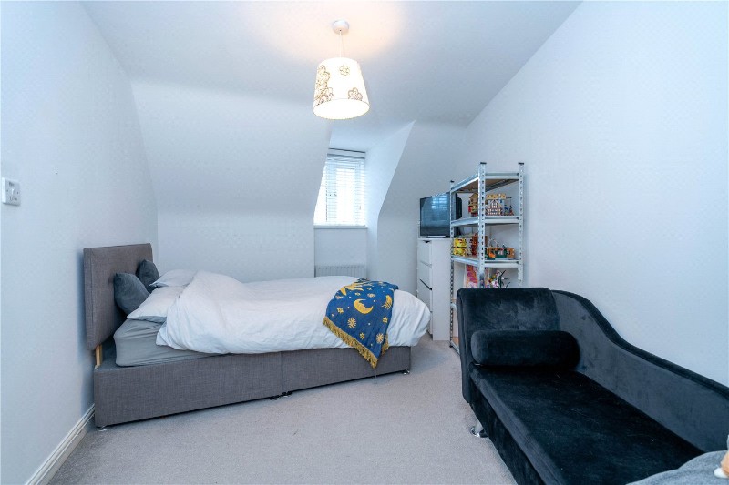 Holloway Avenue, Bourne, Lincolnshire, PE10