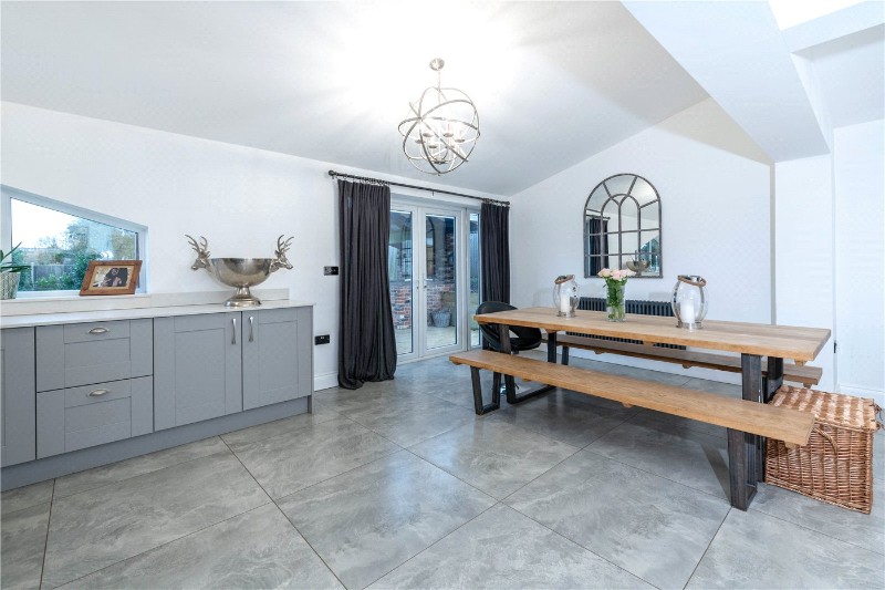 Manthorpe, Bourne, Lincolnshire, PE10