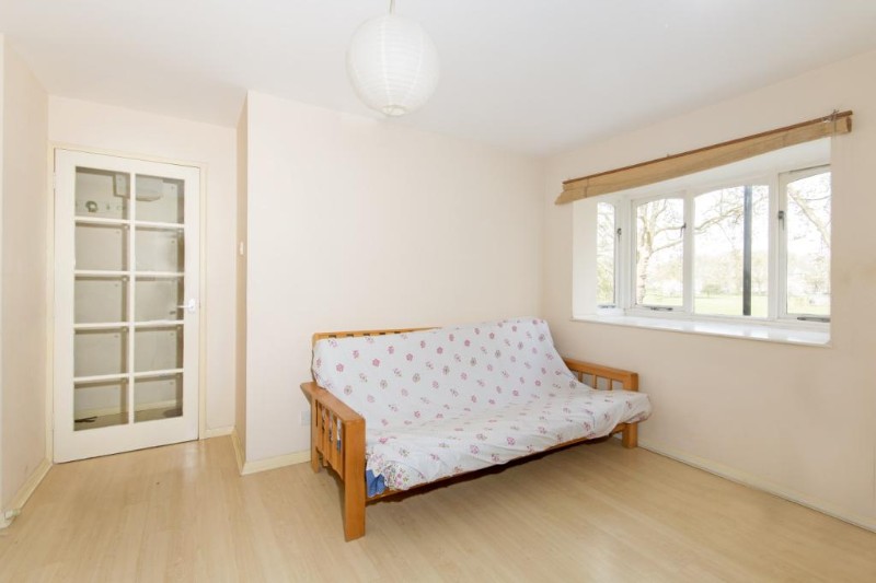 Grinstead Road, London, SE8